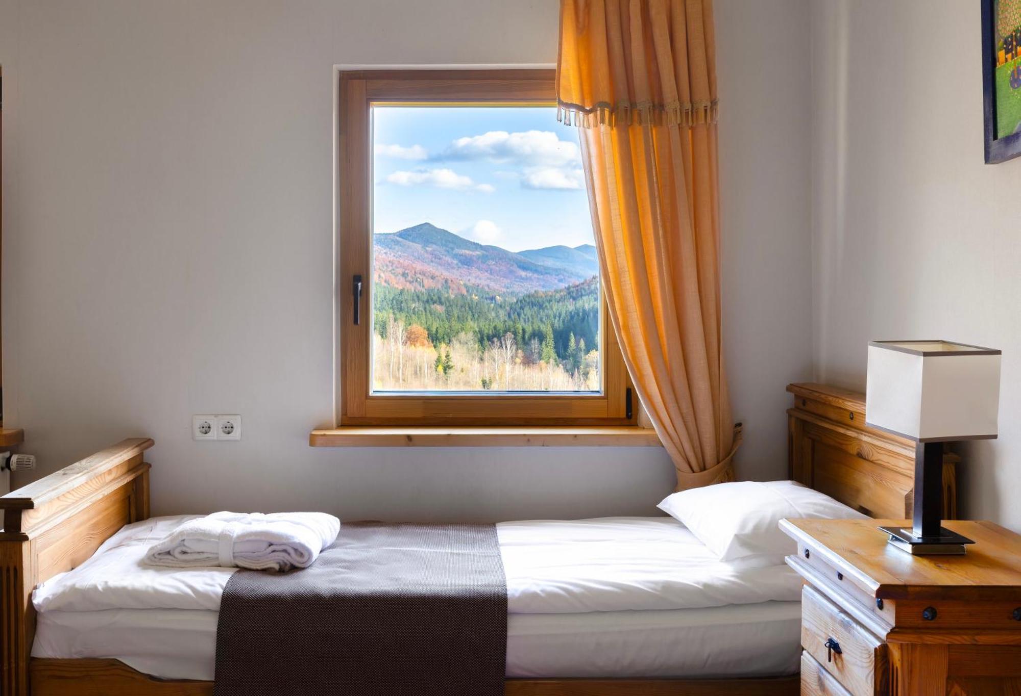 Koruna Tatariv Habitación foto